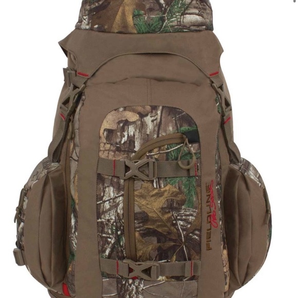 Fieldline Pro Series
Camo Outdoor Backpack - Picture 2 of 8